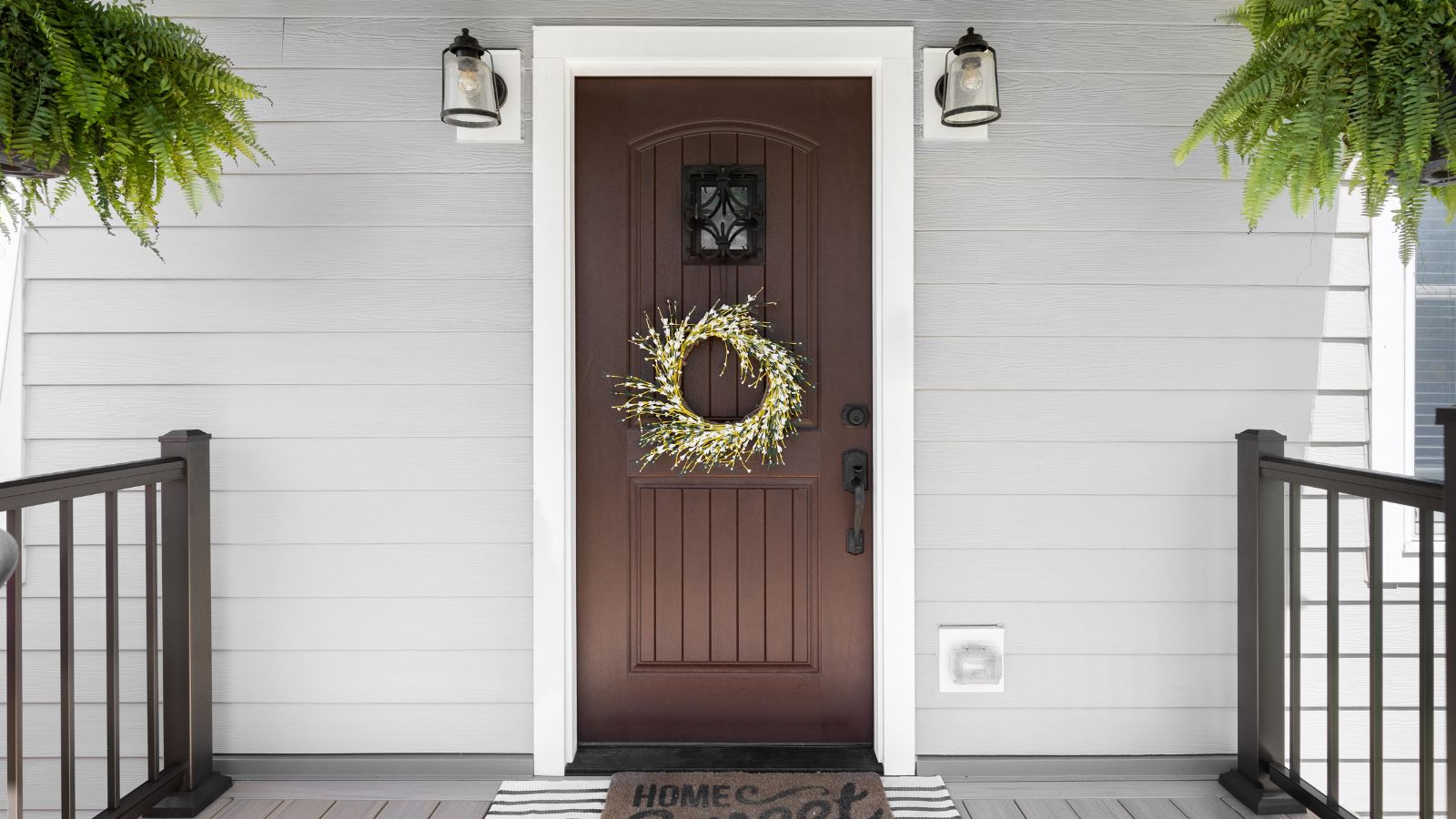 Addressing Drafts: Spotting and Fixing Common Entryway Leaks